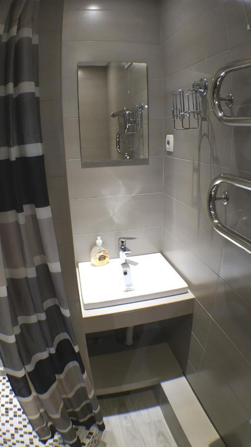 Двухкомнатный Люкс Центр Металлургов 19 Kr Apartments Kryvyj Rih Eksteriør billede